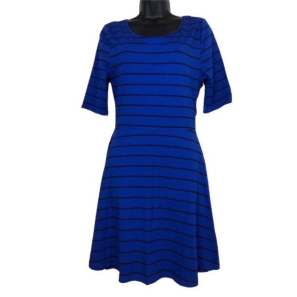 New with Tags BONGO Skater Dress with it out crisscross back Juniors Size Large